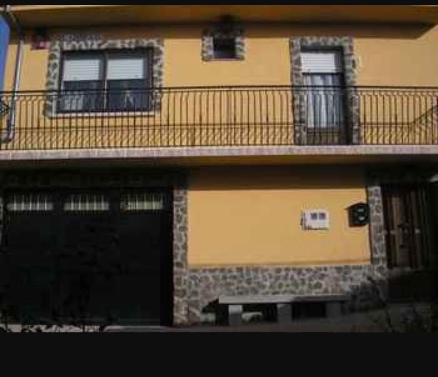 Casa Rural El Carrascal Valdefuentes de Sangusin Luaran gambar