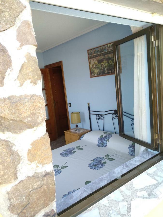 Casa Rural El Carrascal Valdefuentes de Sangusin Luaran gambar